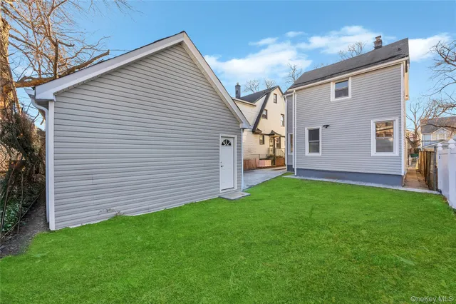 $1,175,000 | 100-35 204th Street | Hollis