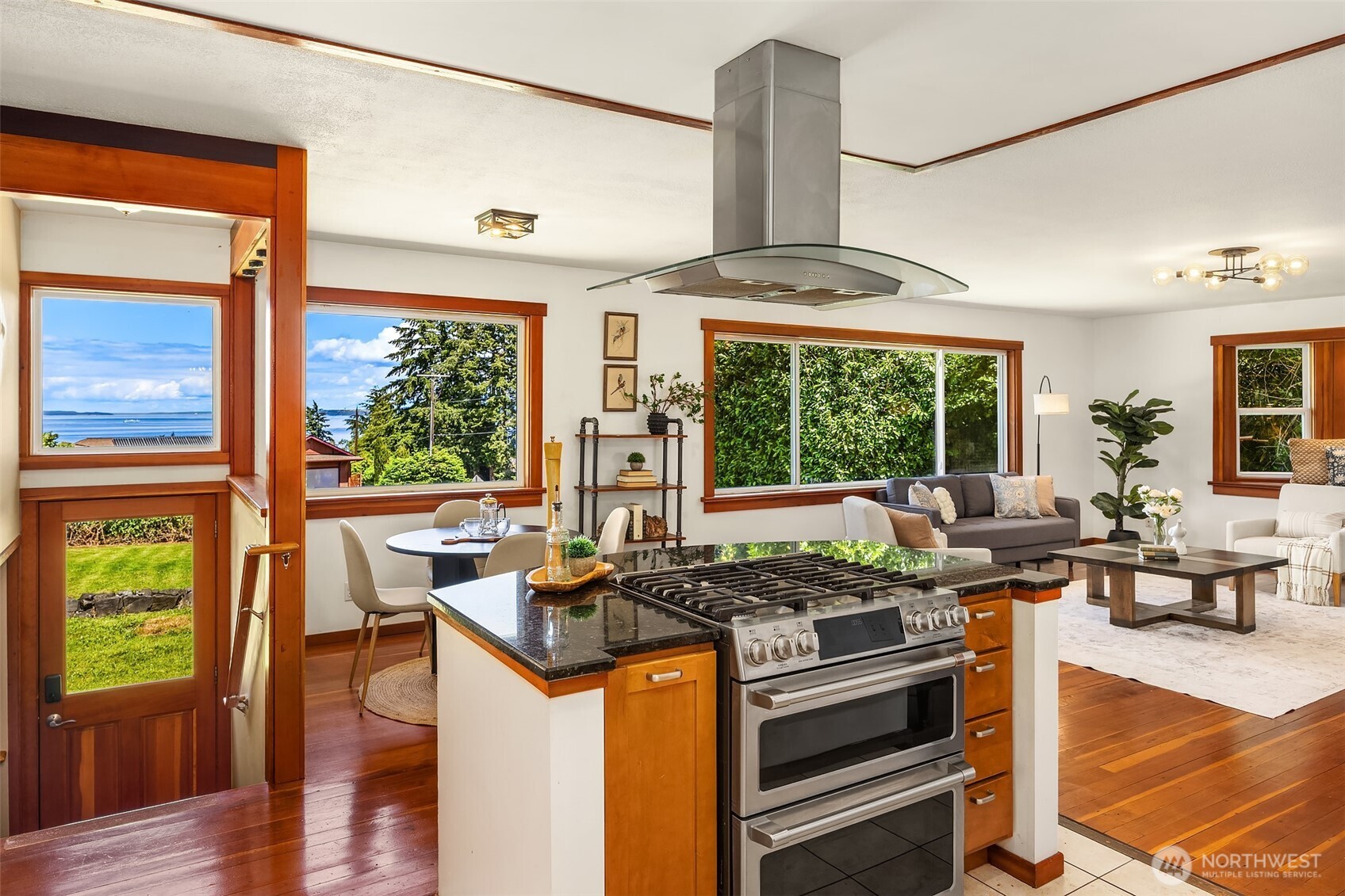 10308 Southwest 116th Street Vashon, WA 98070 - Photo 15 of 38