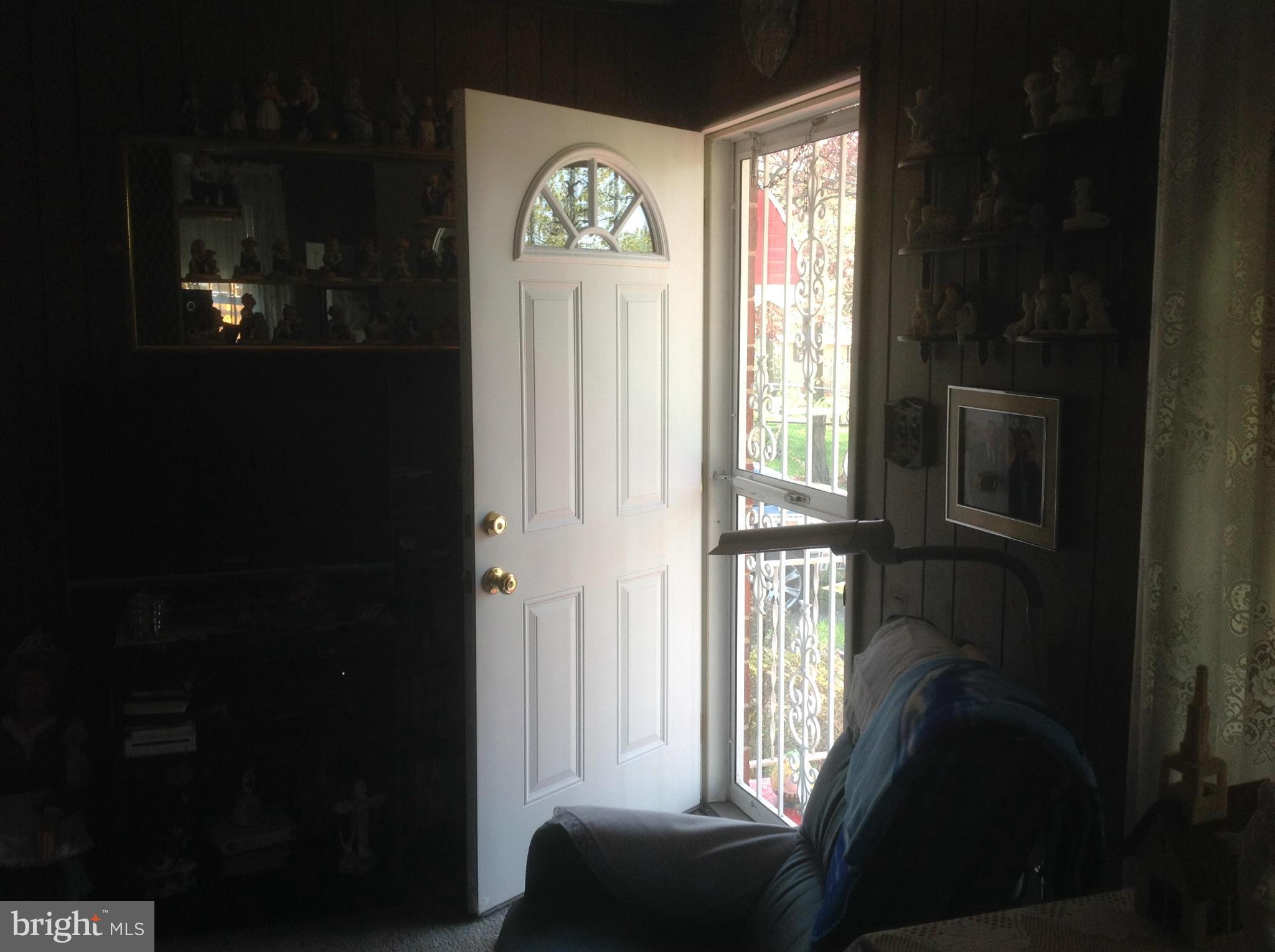 7205 Milligan Road Clinton, MD 20735 - Photo 2 of 22 Interior (General)