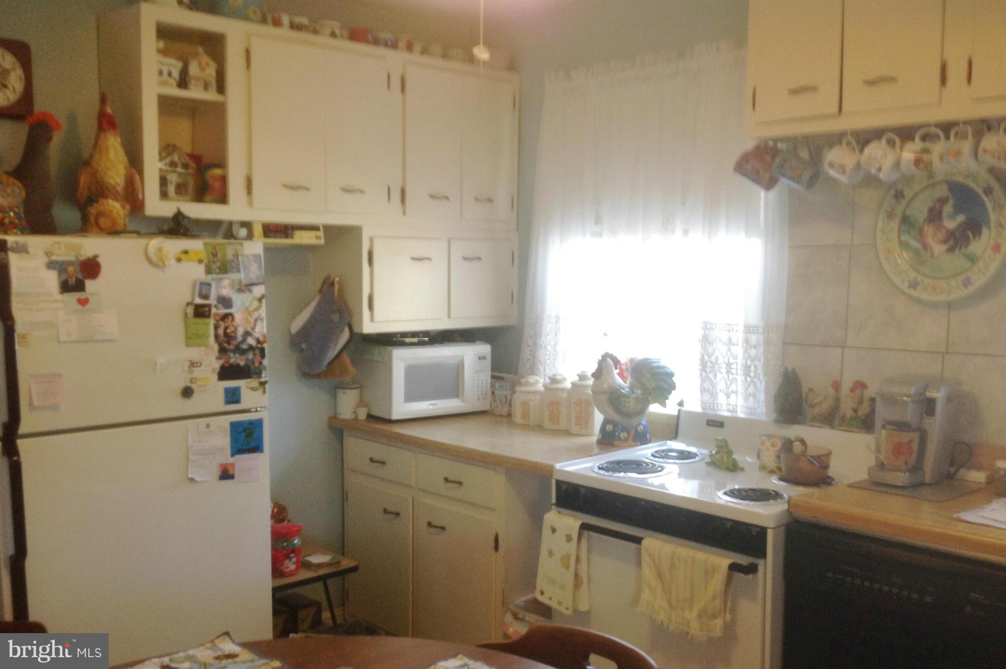 7205 Milligan Road Clinton, MD 20735 - Photo 10 of 22 Kitchen