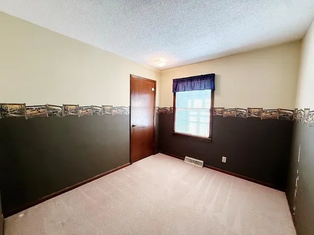 $139,900 | 1509 South Vernon Street, El Dorado Springs, MO 64744