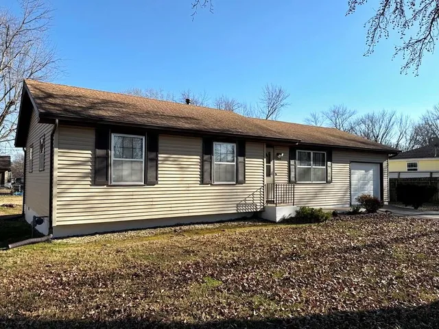 $139,900 | 1509 South Vernon Street, El Dorado Springs, MO 64744