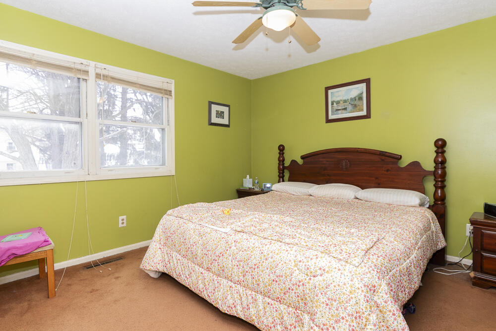711 Piccadilly Road Kalamazoo, MI 49006 - Photo 10 of 26 711Piccadilly-1