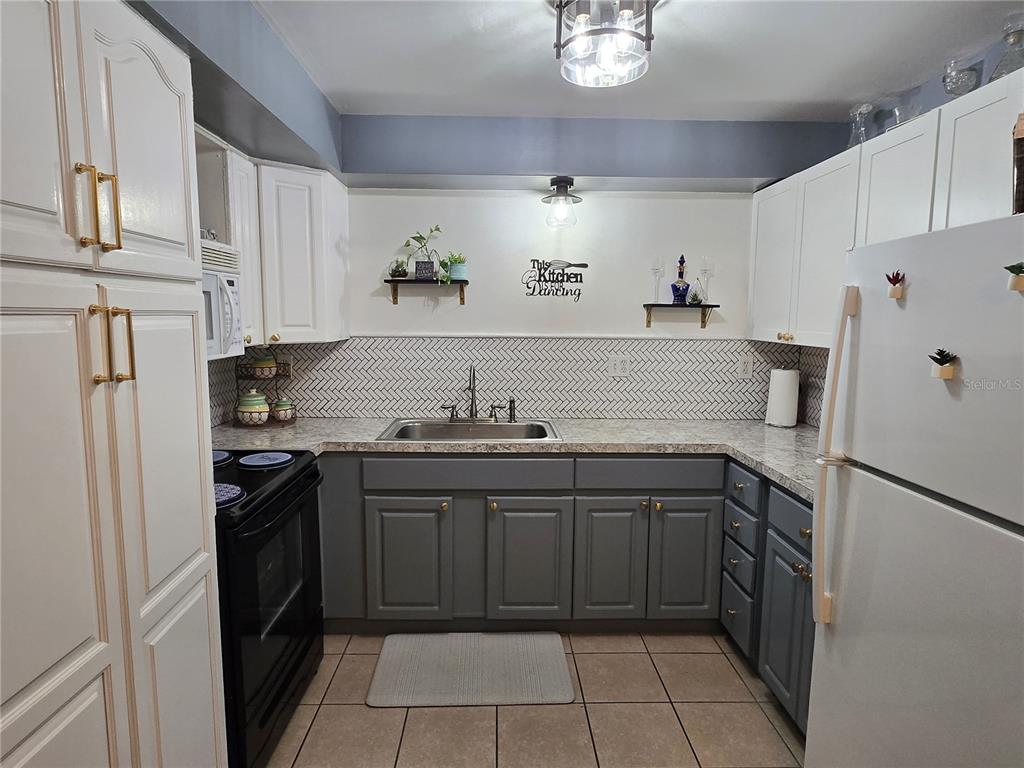 1902 Honour Road, Unit 8 Orlando, FL 32839 - Photo 6 of 38