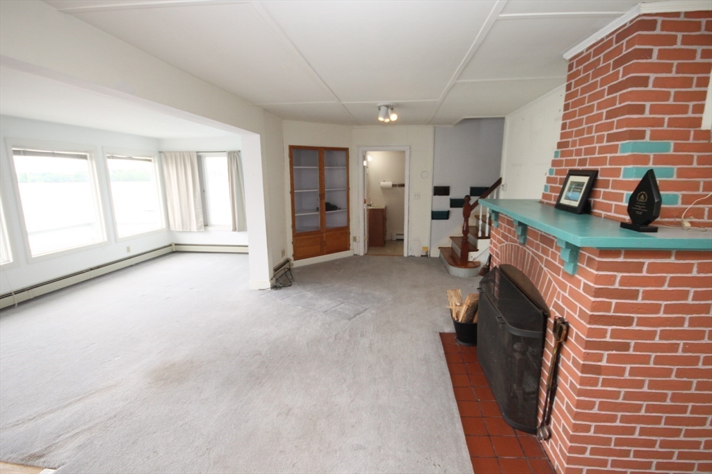 57 Edgewater Road Hull, MA 02045 - Photo 11 of 41