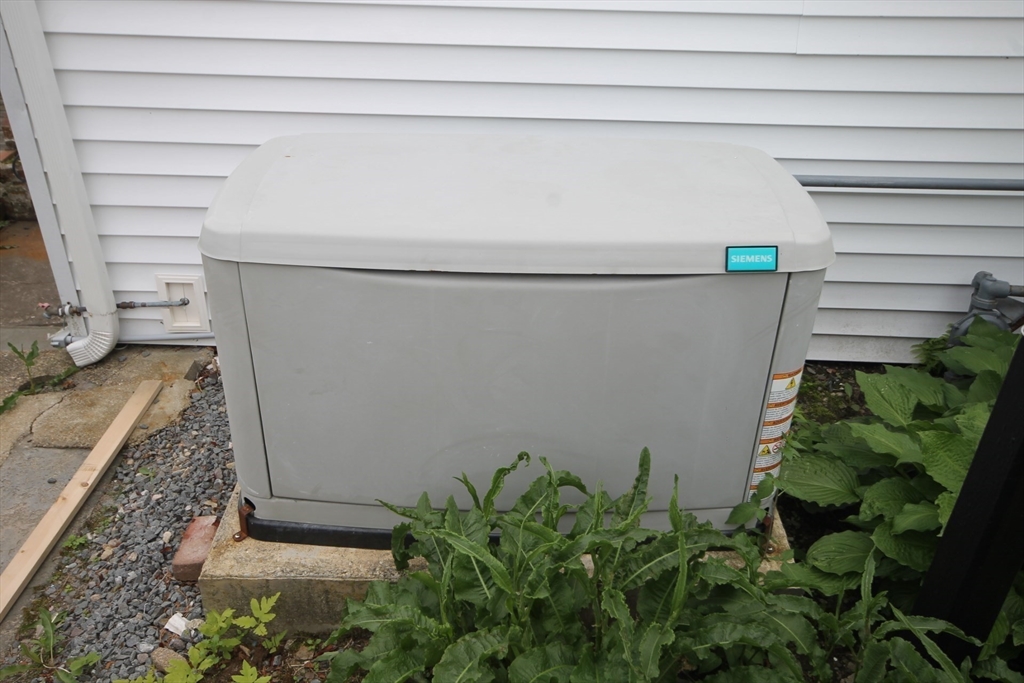 57 Edgewater Road Hull, MA 02045 - Photo 38 of 41