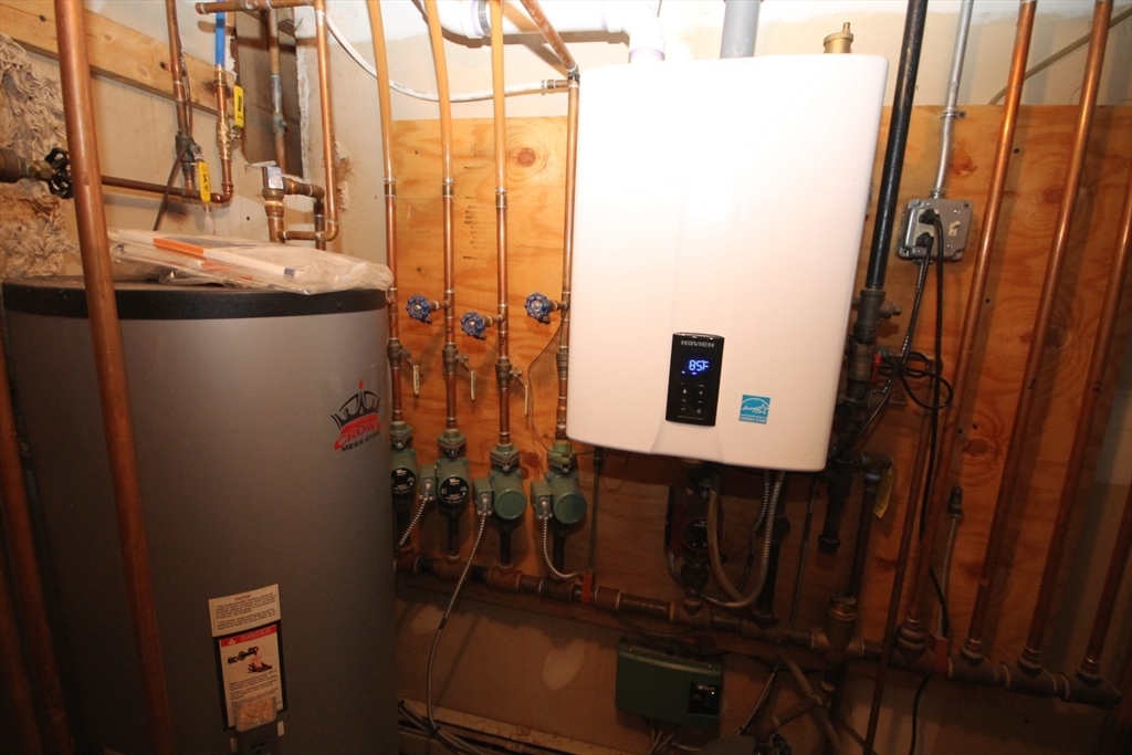 57 Edgewater Road Hull, MA 02045 - Photo 39 of 41