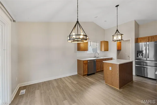 $355,000 | 5 Hotel Court, Imperial, MO 63052