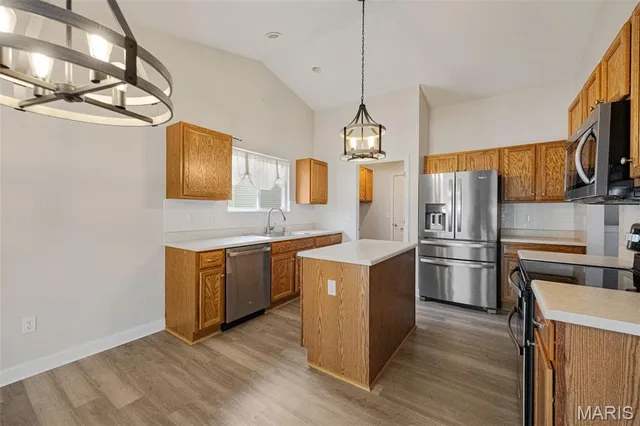 $355,000 | 5 Hotel Court, Imperial, MO 63052