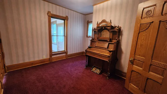 $405,000 | 919 3rd Avenue Southwest, Pipestone, MN 56164