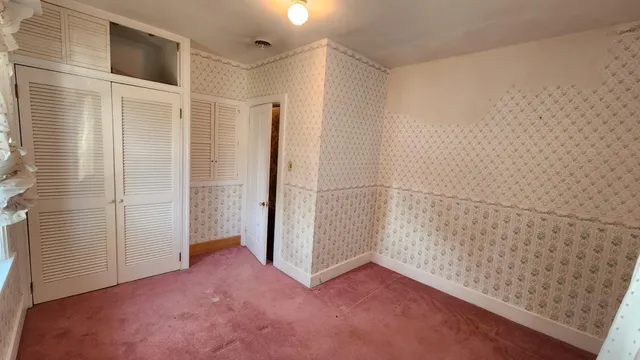 $405,000 | 919 3rd Avenue Southwest, Pipestone, MN 56164