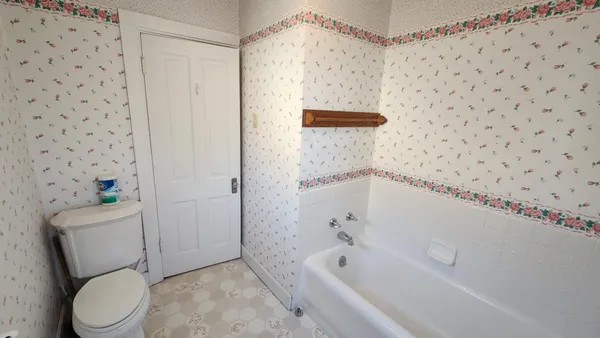 $405,000 | 919 3rd Avenue Southwest, Pipestone, MN 56164
