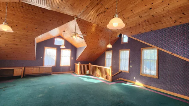 $405,000 | 919 3rd Avenue Southwest, Pipestone, MN 56164