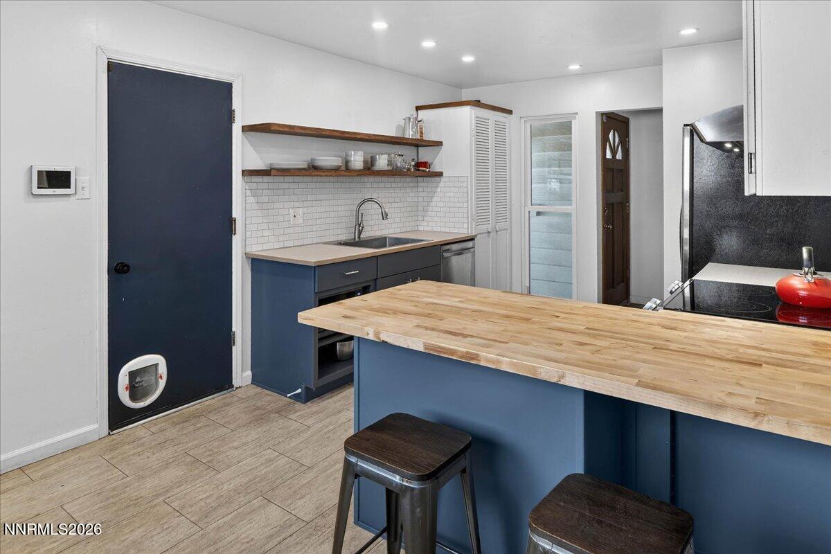 3060 Slater Avenue Reno, NV 89503 - Photo 11 of 39 13-DSC_9597