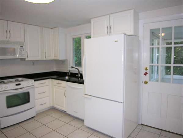 23 Evelyn Road Needham, MA 02494 - Photo 10 of 28 Gallery Image 10