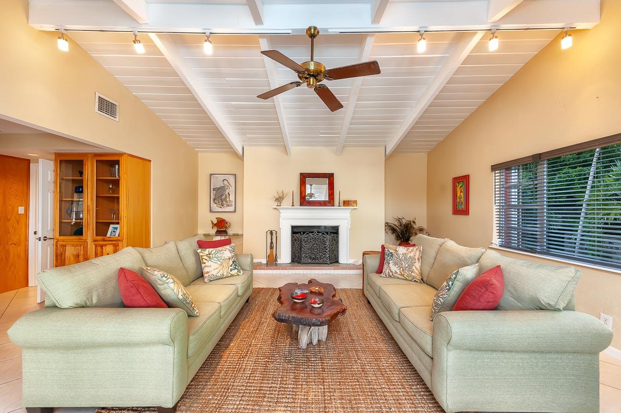 19038 Pelico Road Sugarloaf, FL 33042 - Photo 4 of 36 Great Room