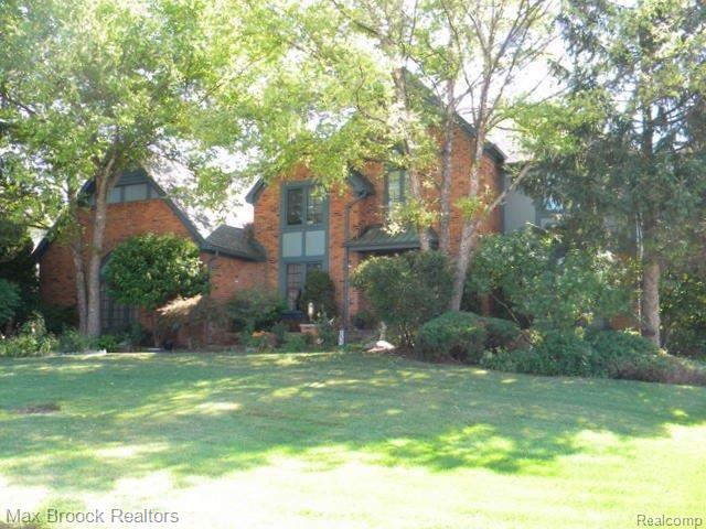 1758 Edinborough Drive Rochester, MI 48306 - Photo 1 of 19 Stately Brick Exterior