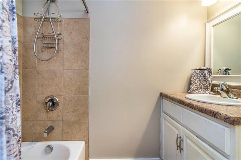 288 Christy Road Eighty Four, PA 15330 - Photo 16 of 25 Gallery Image 16