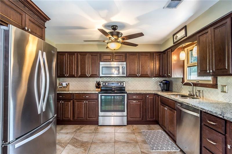 288 Christy Road Eighty Four, PA 15330 - Photo 6 of 25 Gallery Image 6