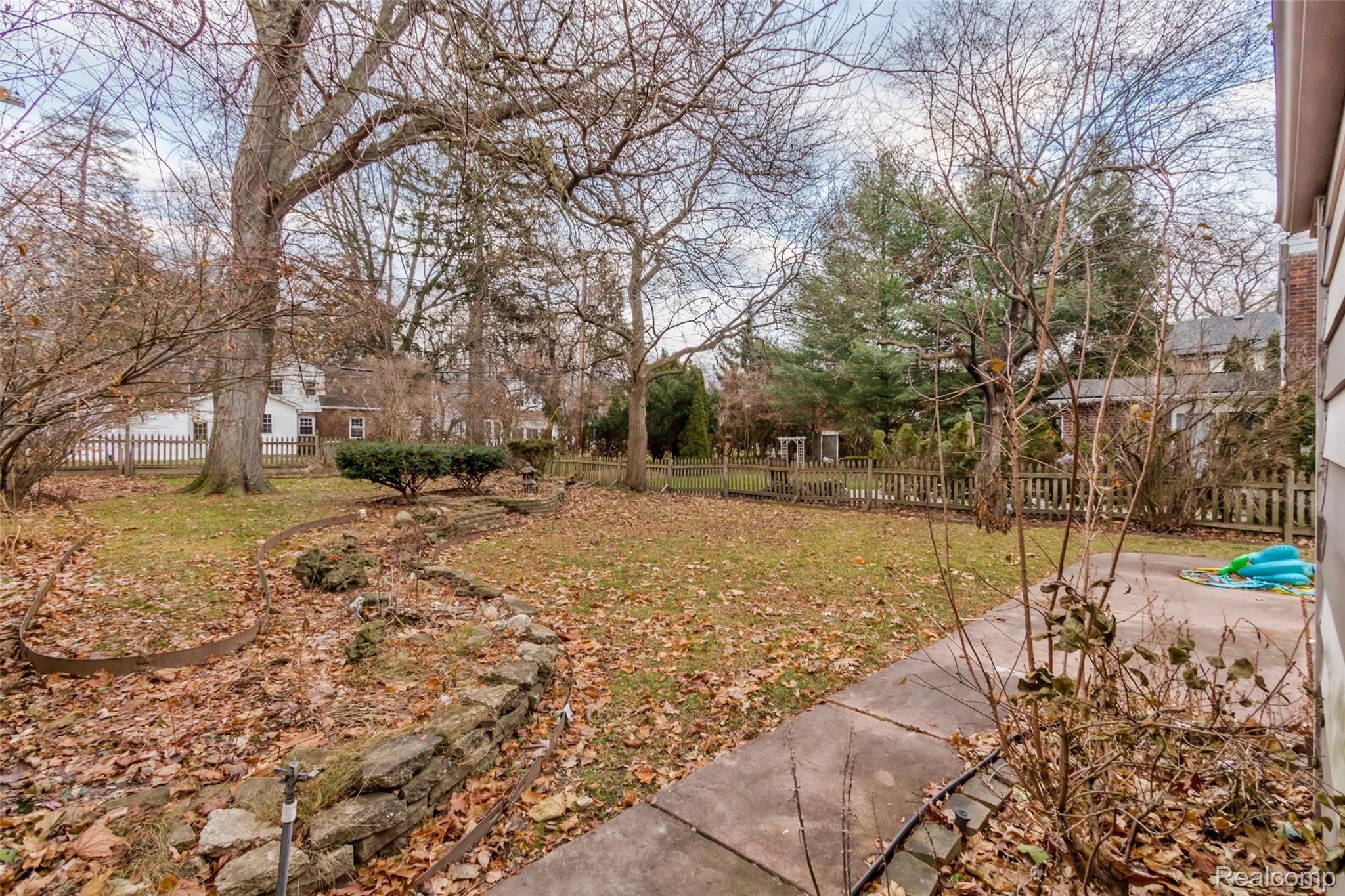 3456 Eastham Road Dearborn, MI 48120 - Photo 28 of 32 30.jpg