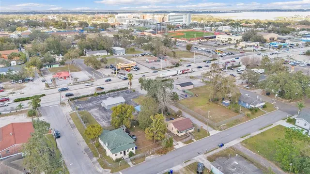 $1,800,000 | 204 West Memorial Boulevard, Lakeland, FL 33815