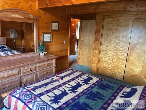 $1,100,000 | 3882 South Goose Bay Drive, Island Park, ID 83429