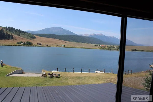 $1,100,000 | 3882 South Goose Bay Drive, Island Park, ID 83429