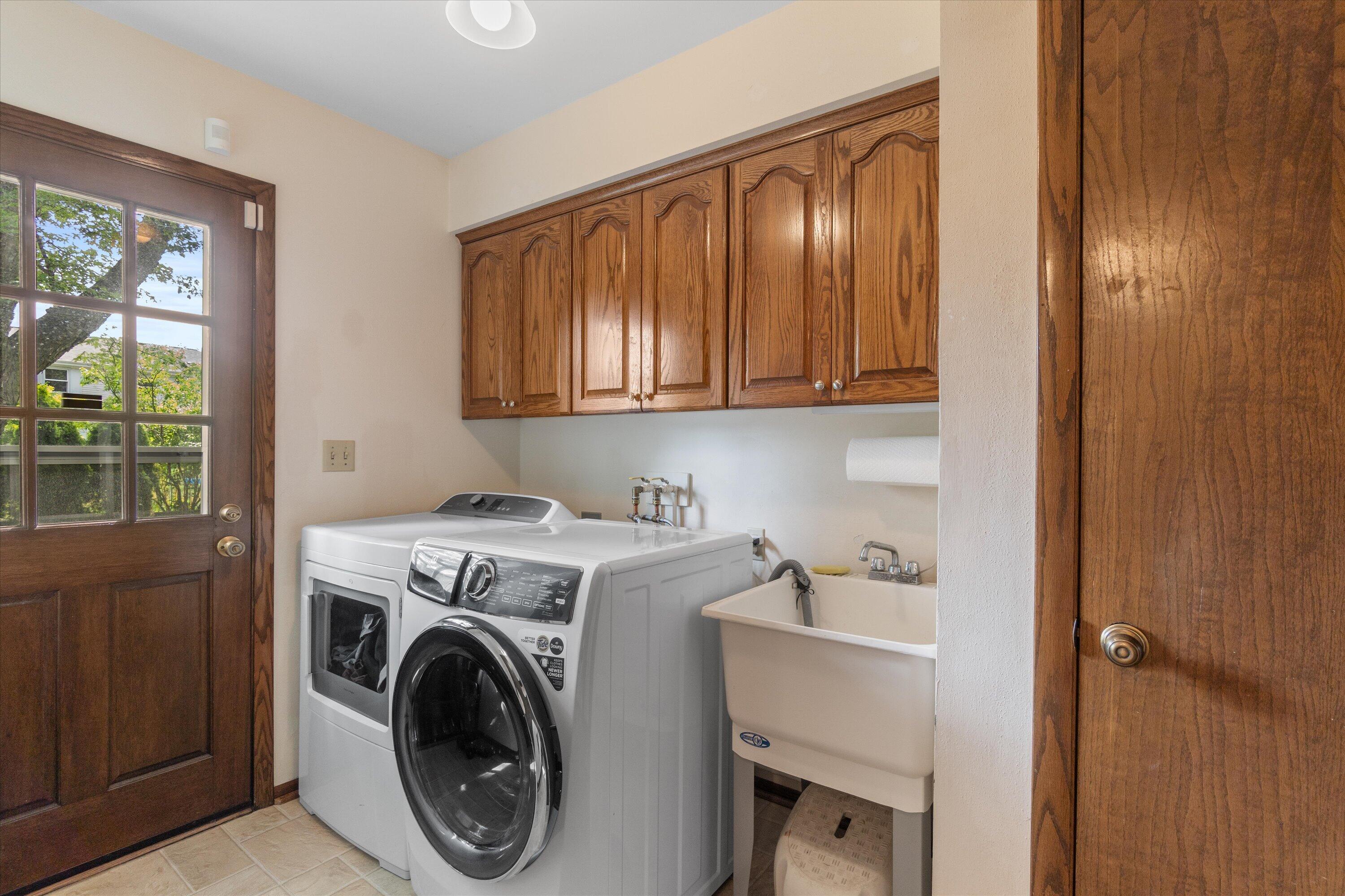 15655 Monet Court Brookfield, WI 53005 - Photo 16 of 60 25-DSC05226