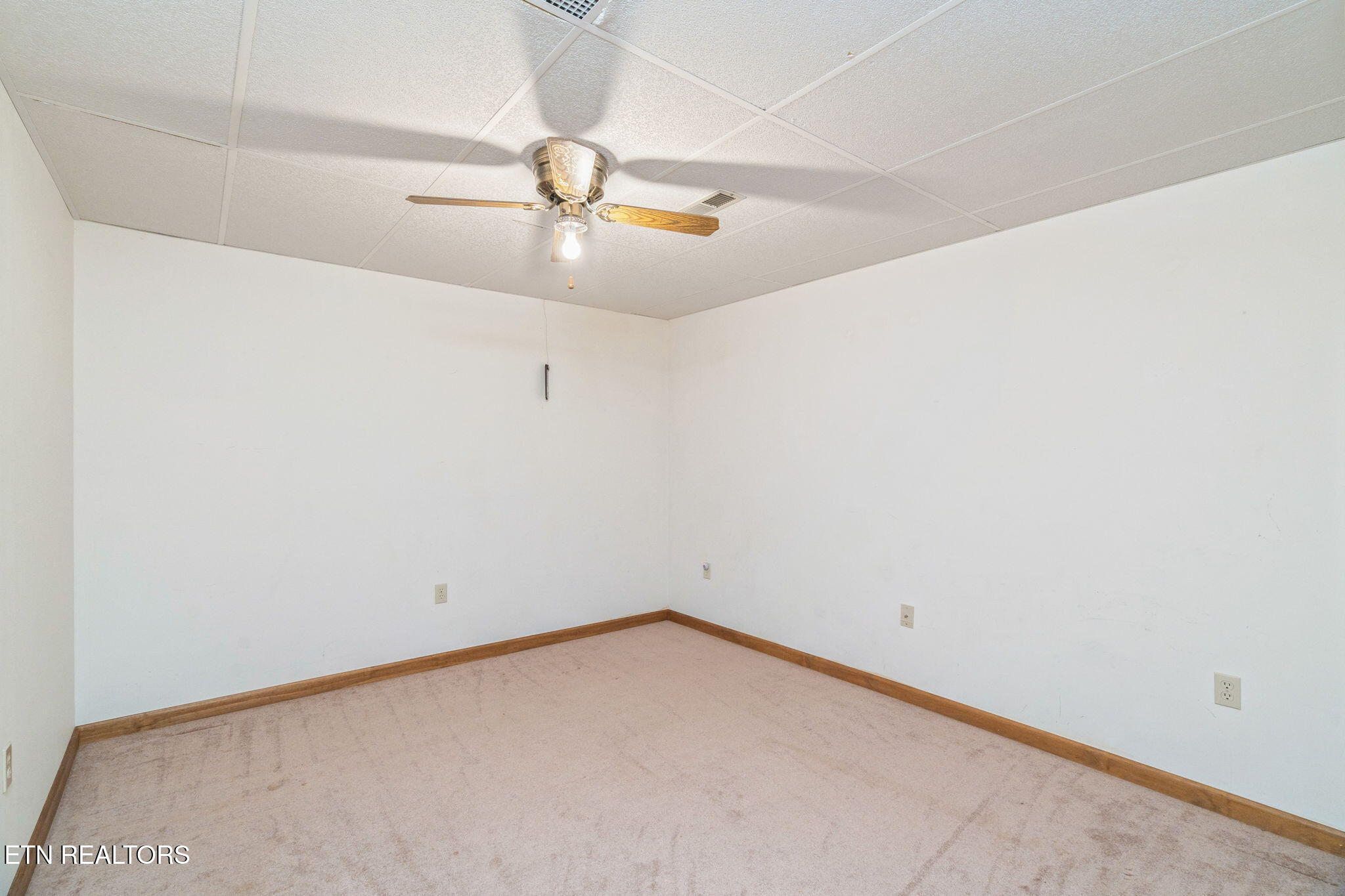 7902 Bell Campground Road Powell, TN 37849 - Photo 23 of 56 32-web-or-mls-7902 Bell Campground Road-