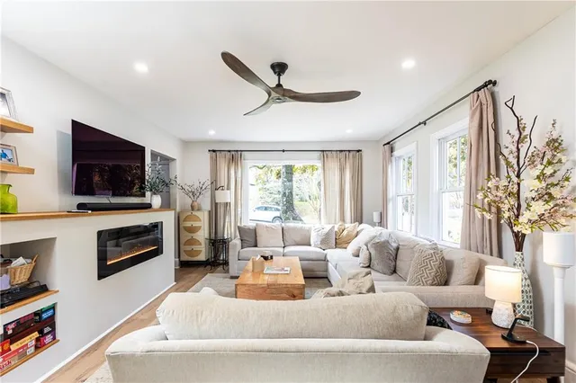 $699,900 | 1845 Windemere Drive Northeast, Atlanta, GA 30324