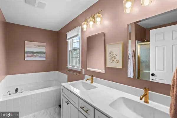 $569,000 | 1939 Creek Hollow Lane, Hershey, PA 17033