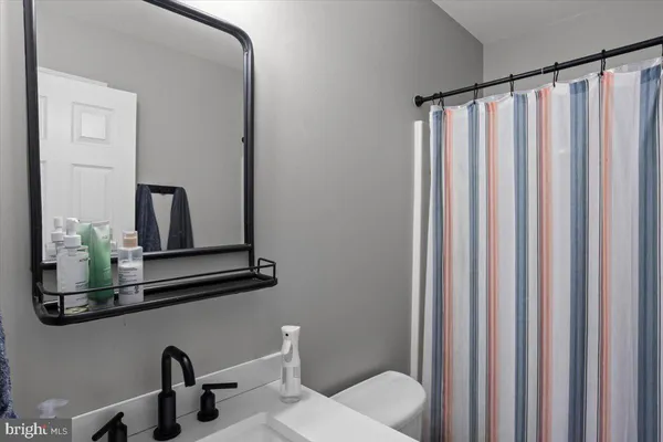 $569,000 | 1939 Creek Hollow Lane, Hershey, PA 17033