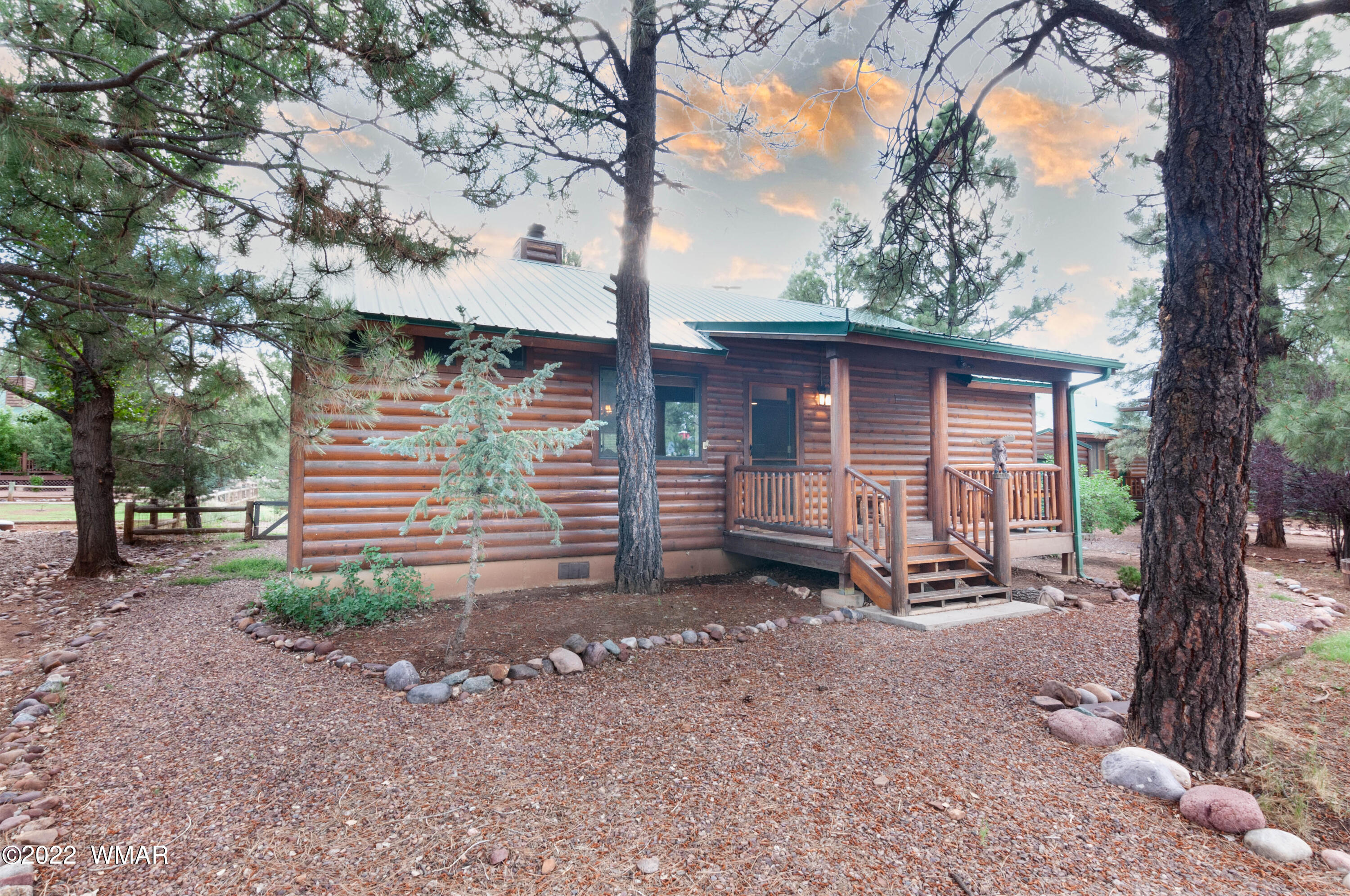 2681 Lodge Loop Overgaard, AZ 85933 - Photo 14 of 15 Gallery Image 14