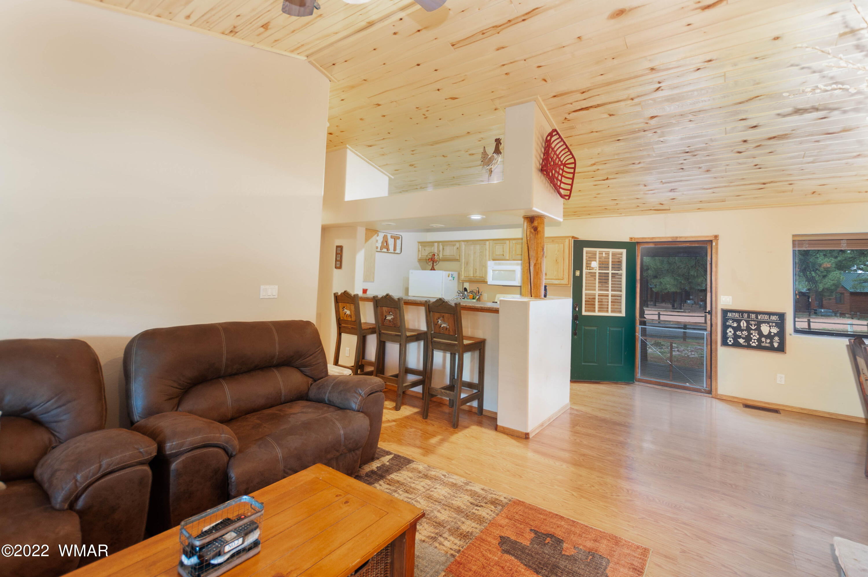 2681 Lodge Loop Overgaard, AZ 85933 - Photo 5 of 15 Gallery Image 5
