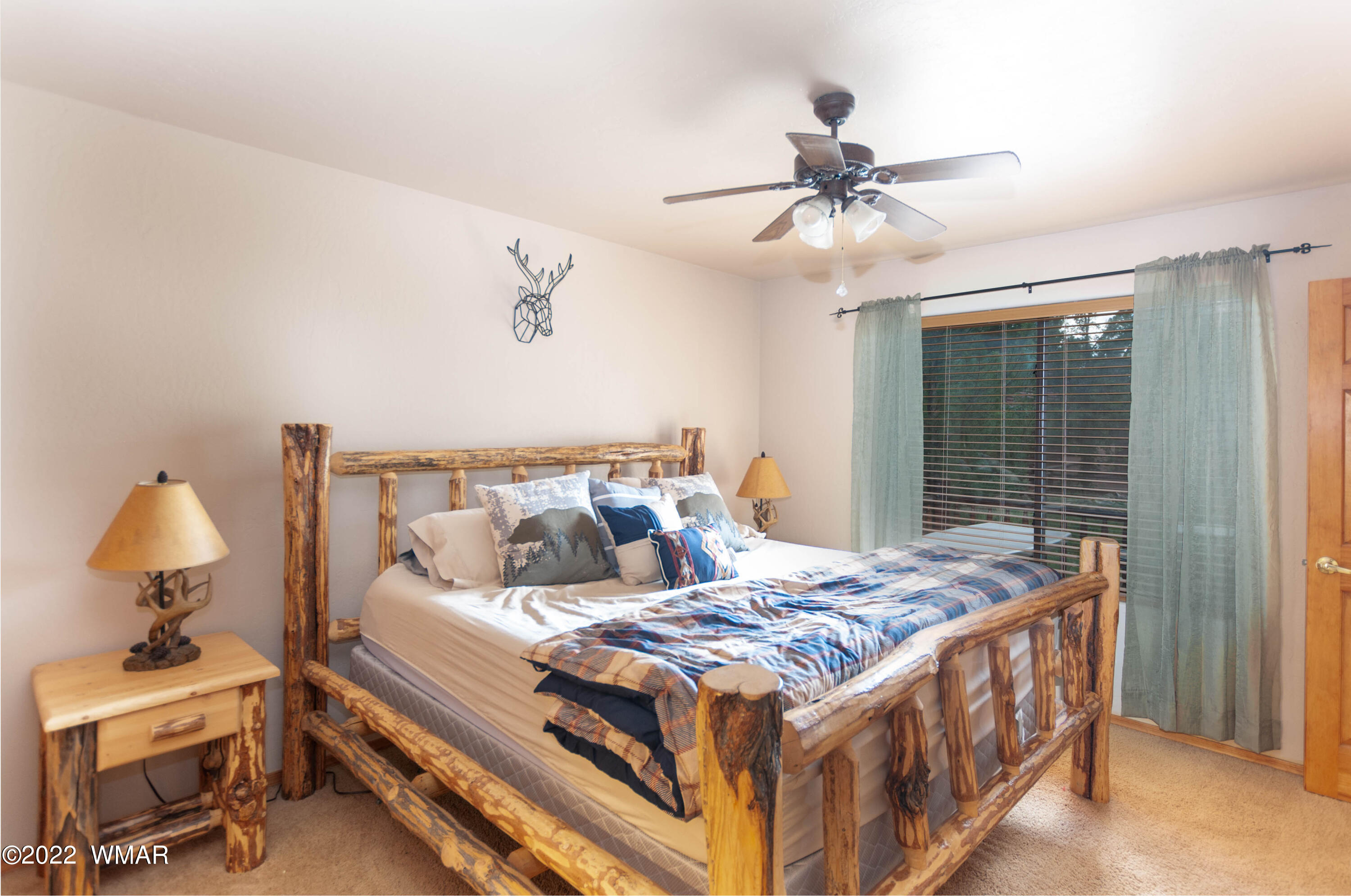 2681 Lodge Loop Overgaard, AZ 85933 - Photo 9 of 15 Gallery Image 9