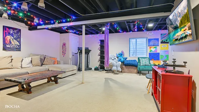 $320,000 | 2050 Wheatfield Drive, Romeoville, IL 60446