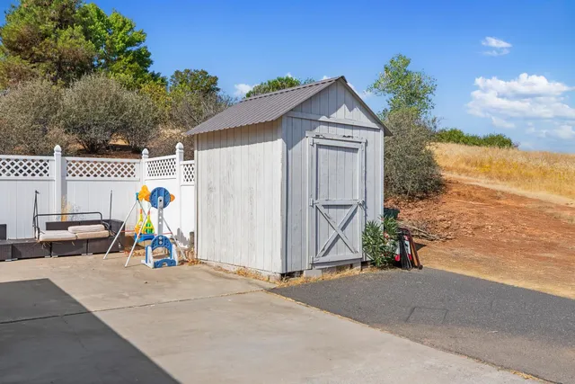 $450,000 | 1415 Papoose Drive, Copperopolis, CA 95228