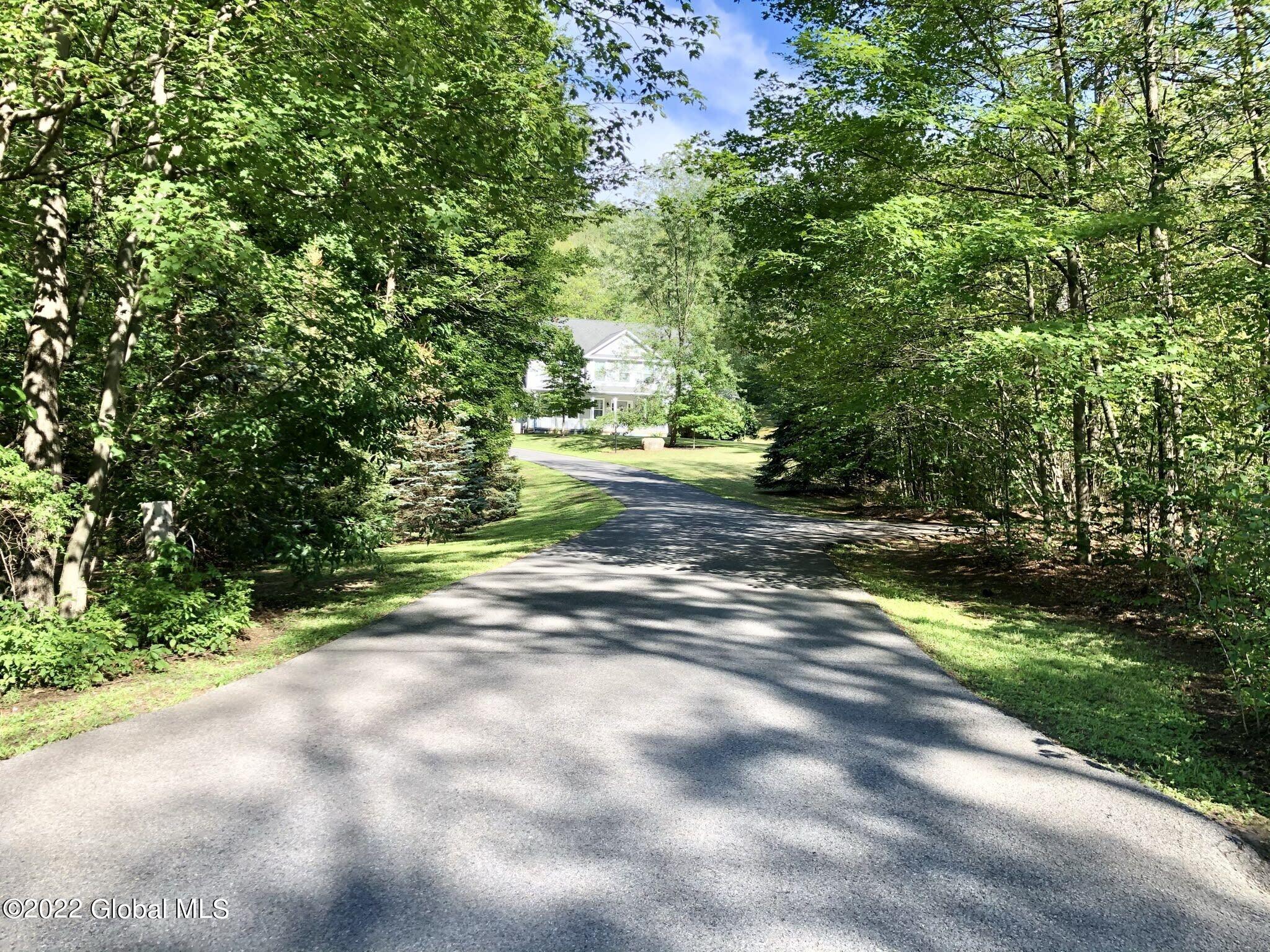 182 Ruggles Road Saratoga Springs, NY 12866 - Photo 26 of 27 Image 26