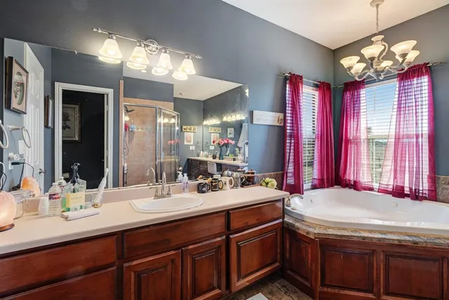 $589,000 | 600 County Road, Deport, TX 75435