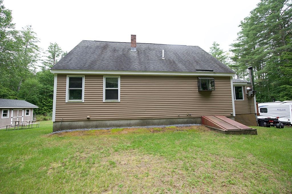 37 Middle Road Deerfield, NH 03037 - Photo 31 of 33 Gallery Image 31