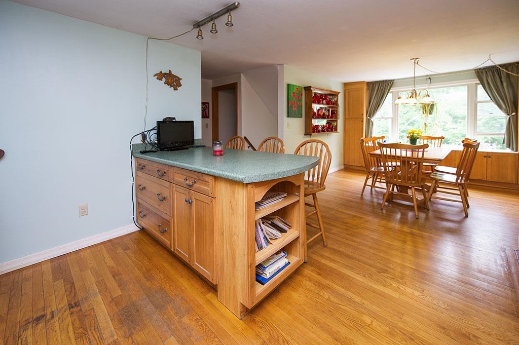 37 Middle Road Deerfield, NH 03037 - Photo 10 of 33 Gallery Image 10