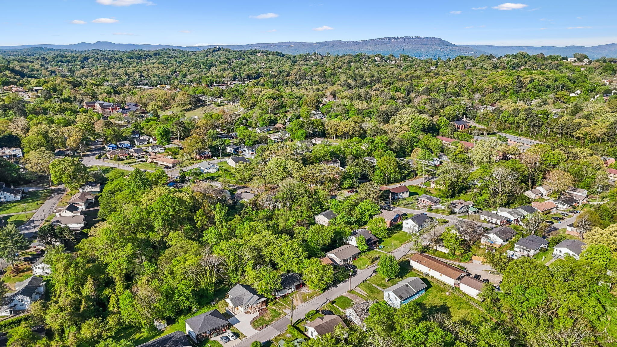 694 Gillespie Road Chattanooga, TN 37411 - Photo 11 of 13 Gallery Image 11