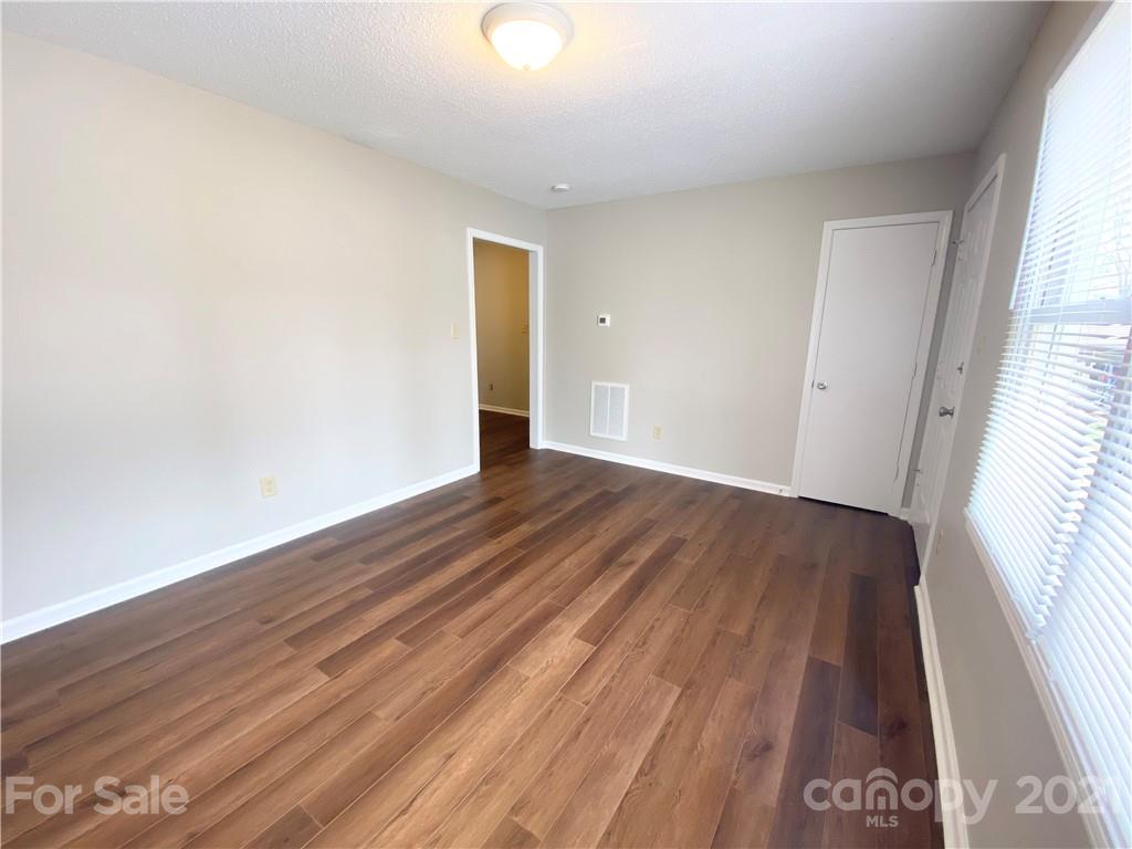 2214 Staircase Road Lenoir, NC 28645 - Photo 3 of 18 Gallery Image 3