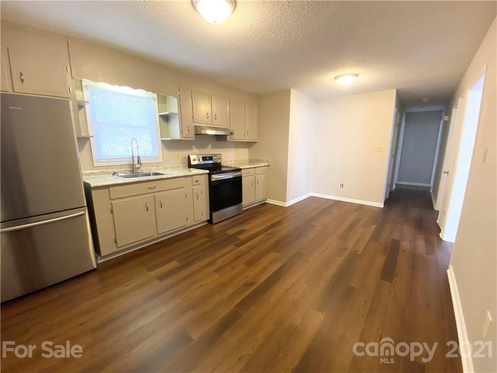 2214 Staircase Road Lenoir, NC 28645 - Photo 4 of 18 Gallery Image 4