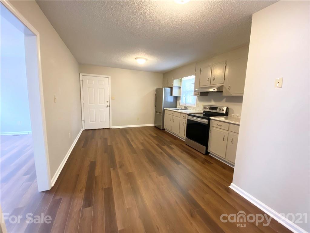 2214 Staircase Road Lenoir, NC 28645 - Photo 6 of 18 Gallery Image 6