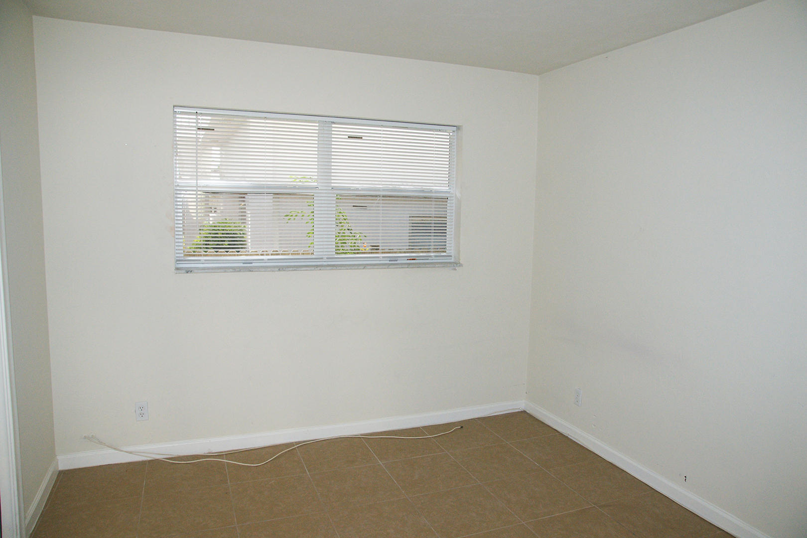 2015 Southeast 5th Street, Unit 2 Deerfield Beach, FL 33441 - Photo 9 of 12 Bedroom