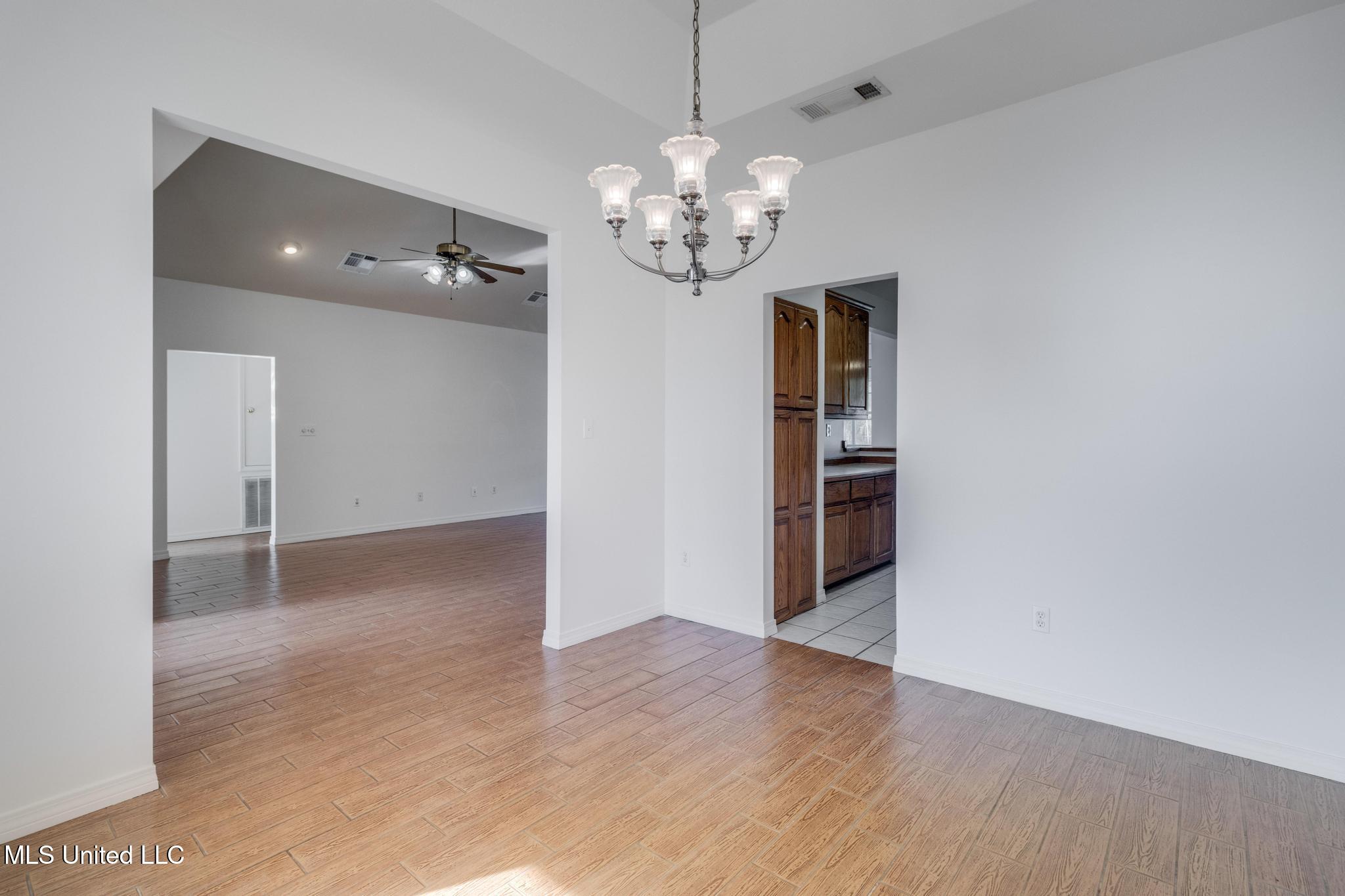 5551 Carter Road Ocean Springs, MS 39564 - Photo 18 of 47 IMG_9936