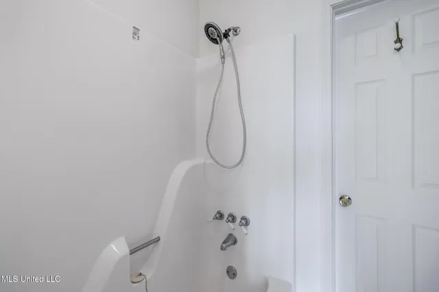 $499,900 | 5551 Carter Road, Ocean Springs, MS 39564