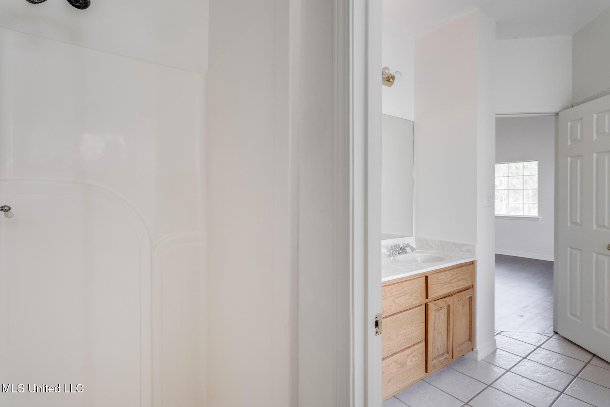 5551 Carter Road Ocean Springs, MS 39564 - Photo 34 of 47 IMG_9987