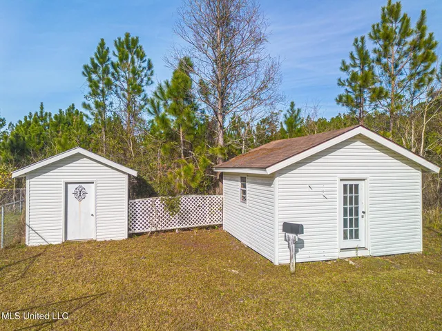 $499,900 | 5551 Carter Road, Ocean Springs, MS 39564